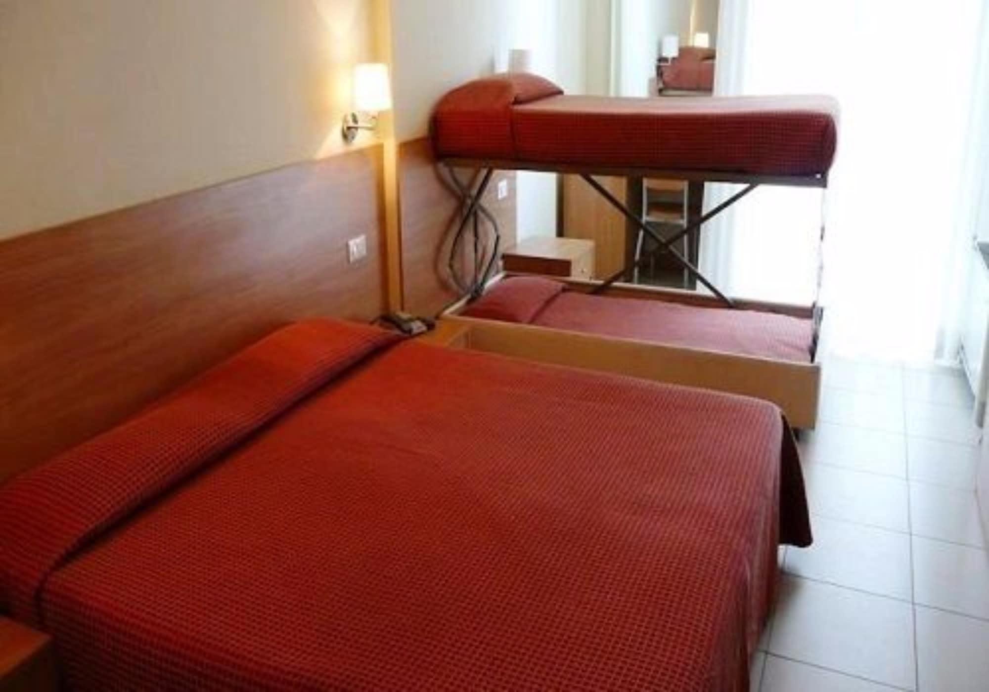 Hotel Majorca Sul Mare In Centro A 리치오네 외부 사진