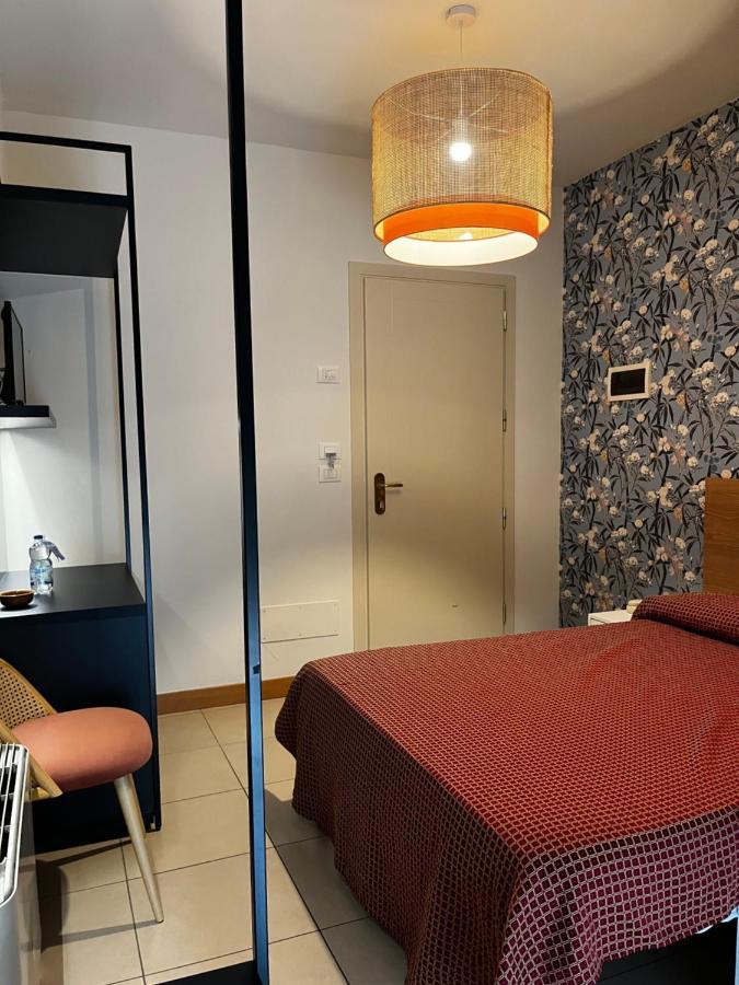Hotel Majorca Sul Mare In Centro A 리치오네 외부 사진