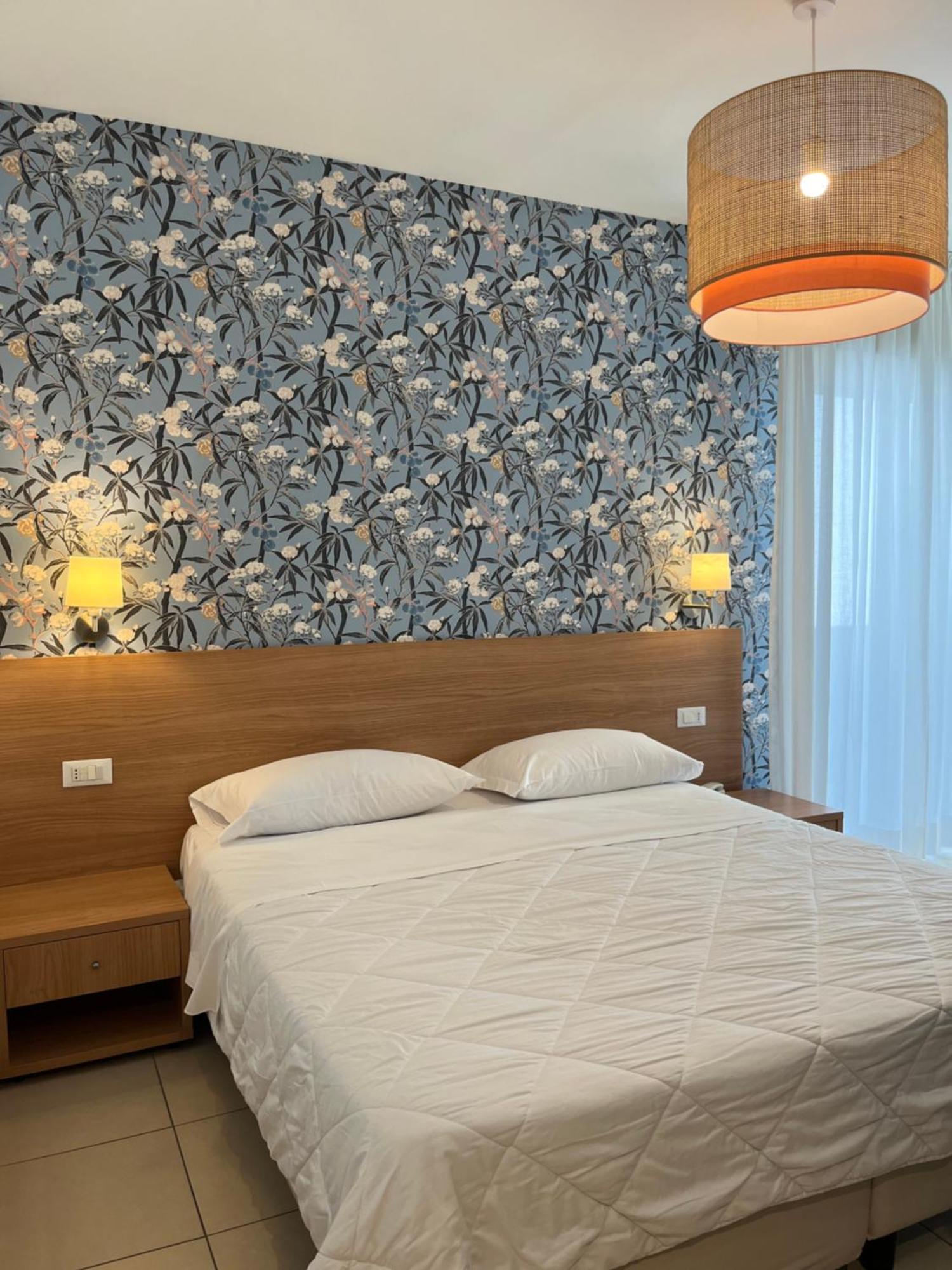 Hotel Majorca Sul Mare In Centro A 리치오네 외부 사진