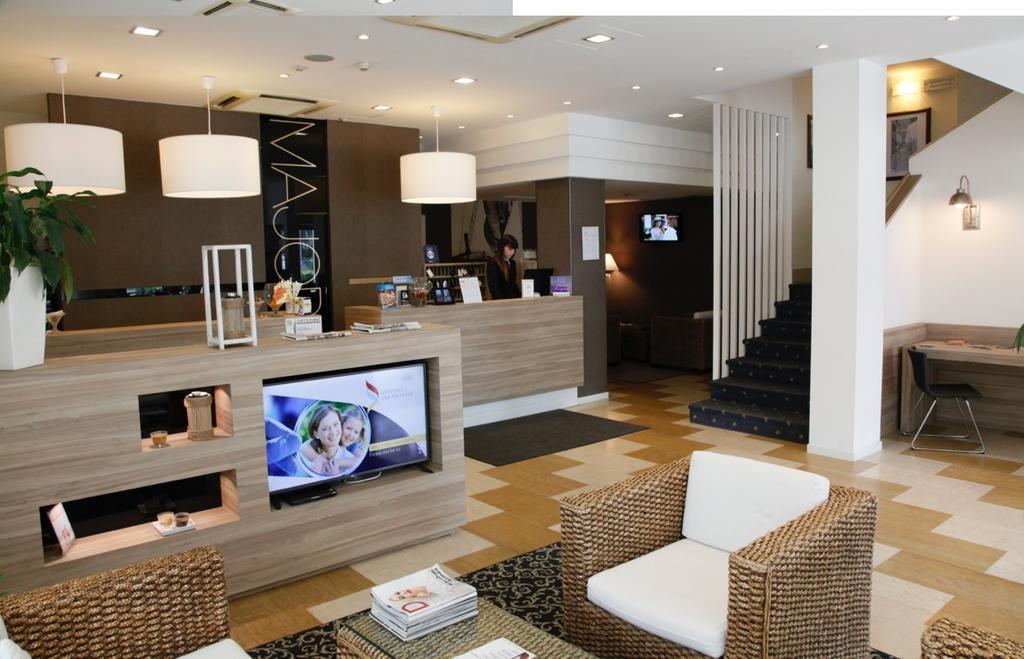 Hotel Majorca Sul Mare In Centro A 리치오네 외부 사진