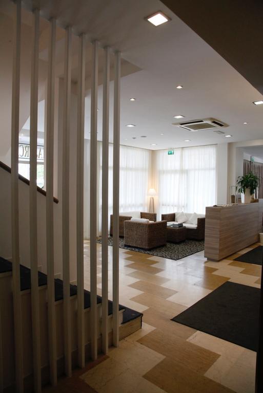 Hotel Majorca Sul Mare In Centro A 리치오네 외부 사진