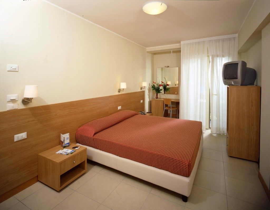 Hotel Majorca Sul Mare In Centro A 리치오네 객실 사진